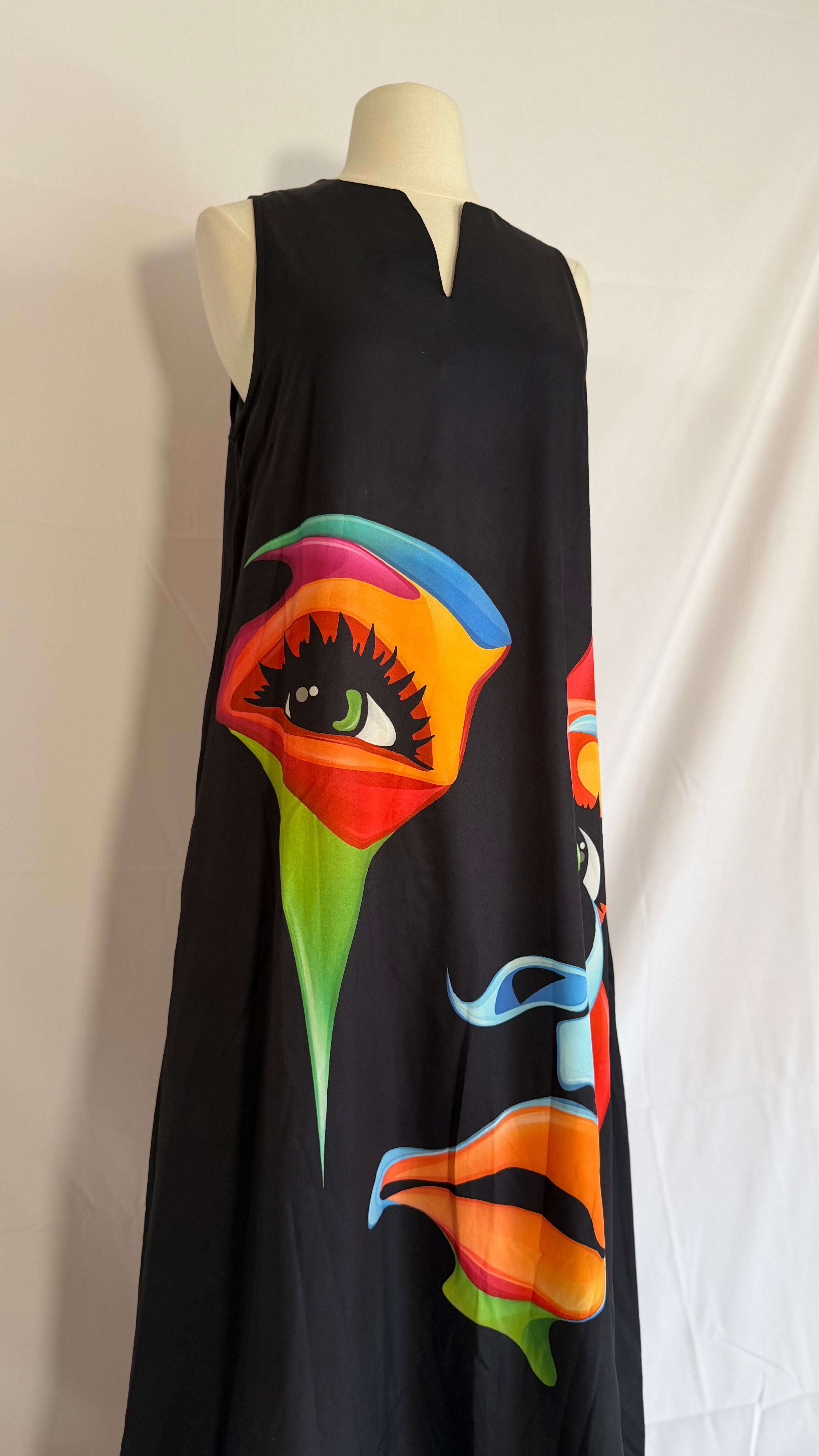 Artistic Face Print Black Maxi Dress